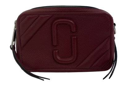 The Moto Shot 21 Camera Bag, vista frontal